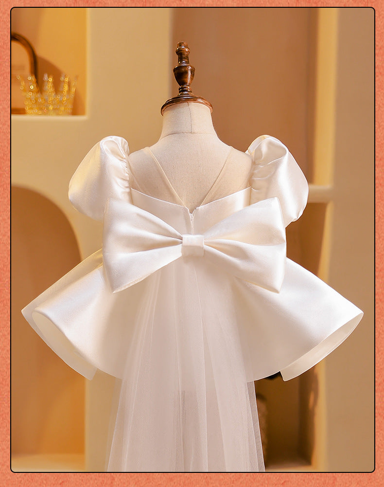 Girls summer princess wedding dress with A-line tulle skirt and lace accents – perfect flower girl outfit