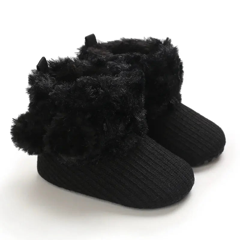 Shoes for 0-1 year old babies, comfortable and soft shoes for female babies, warm baby boots for winter