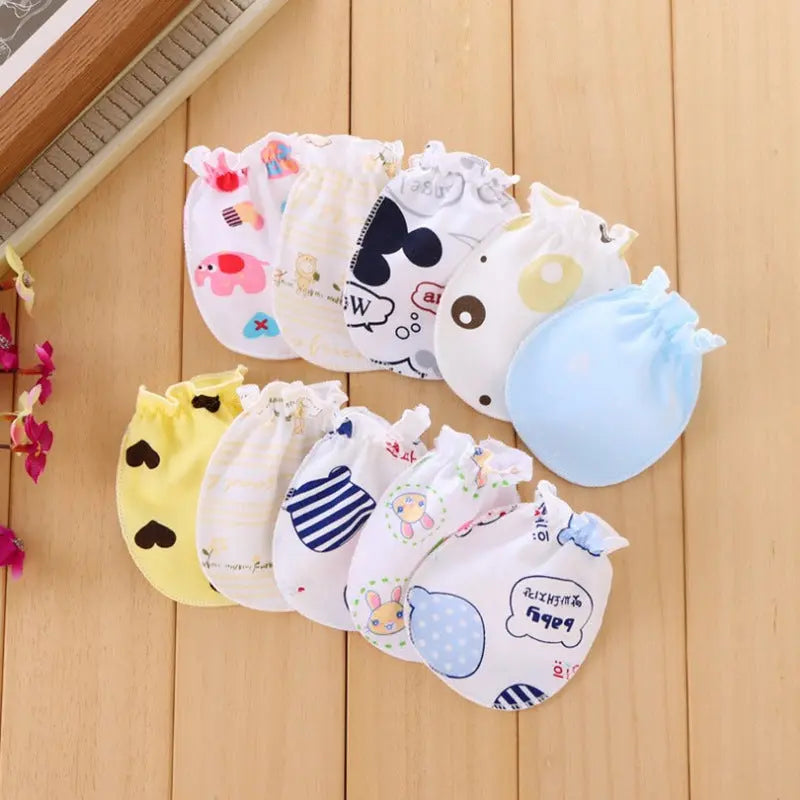Newborn Baby Anti-scratch Face Artifact 0 Cotton Breathable Summer 3-12 Months 6 Newborn Baby Spring And Autumn Thin Gloves Baby Bumpity Boo