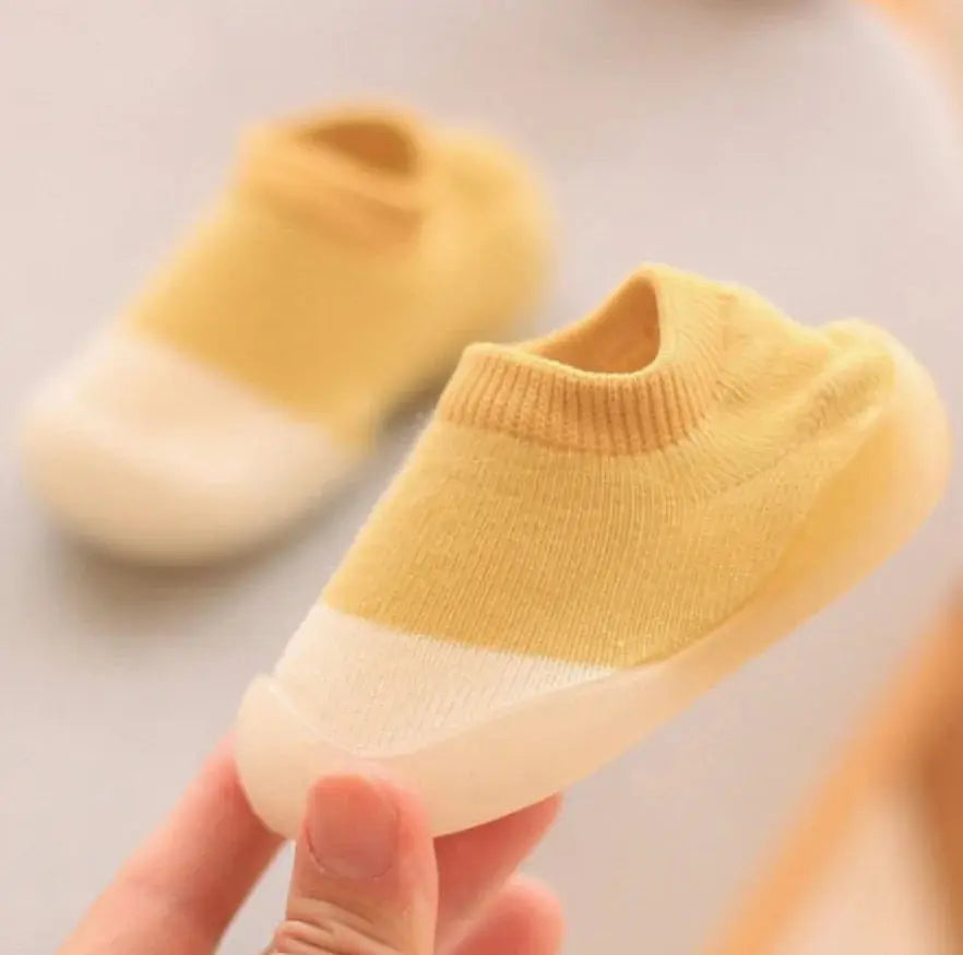 Baby's Turmeric Color Footwear Baby Bumpity Boo
