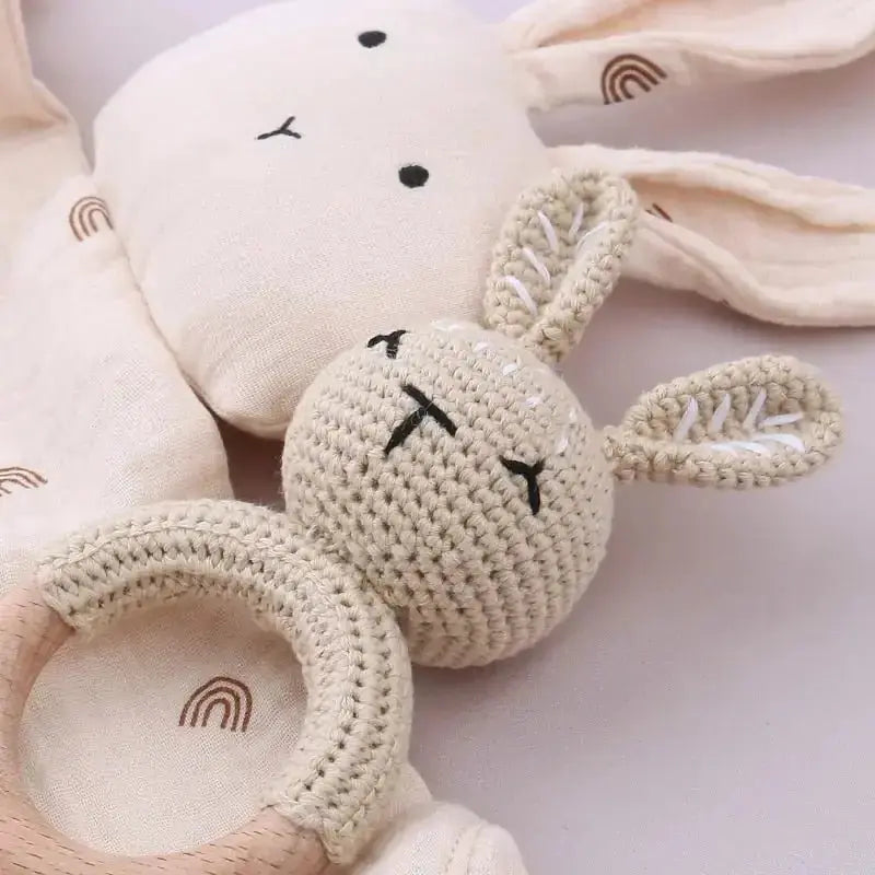 Keep Your Baby Happy and Comfortable with the Facecloth Pacifier Chain Clip Set - Baby Bumpity Boo