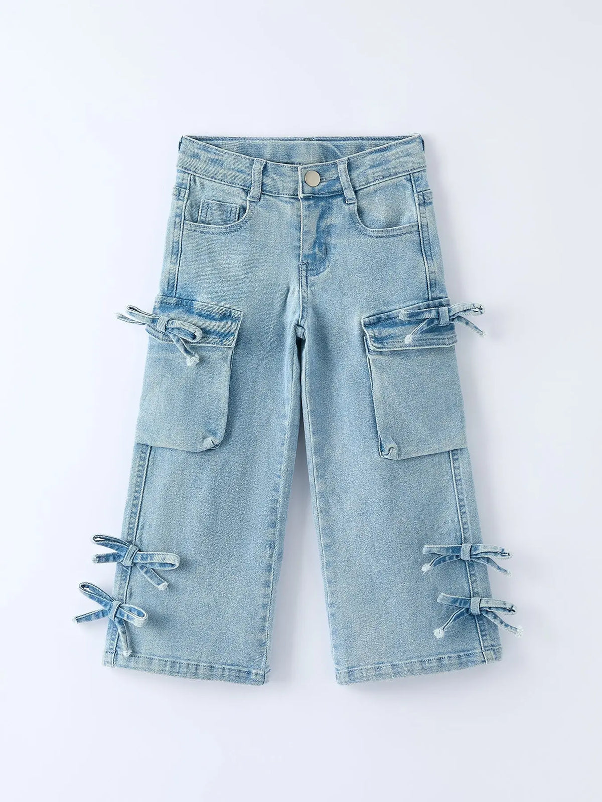 Pantalones anchos de mezclilla con bolsillos