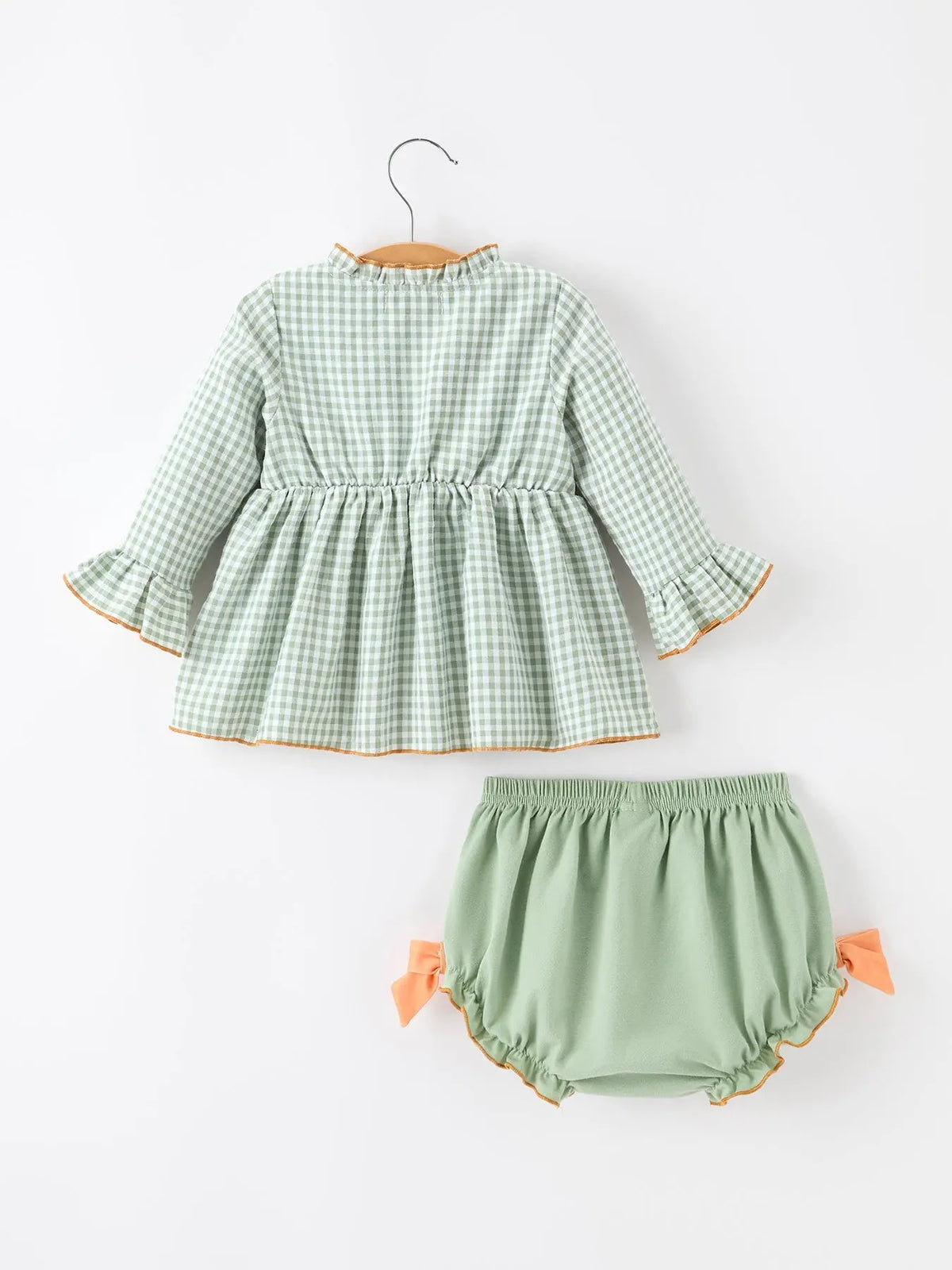 Fall Plaid Baby Girl Outfit Set Pumpkin Applique Ruffle Top Bloomer