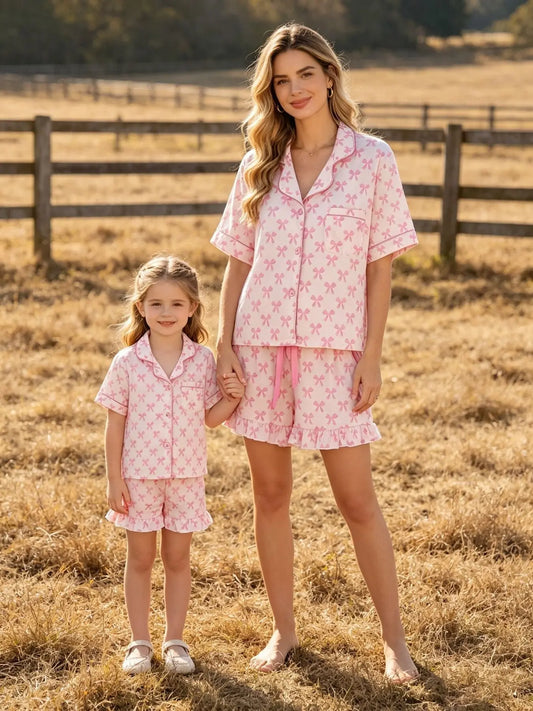 Conjunto de pijama con lazo rosa y volantes "Mommy & Me"