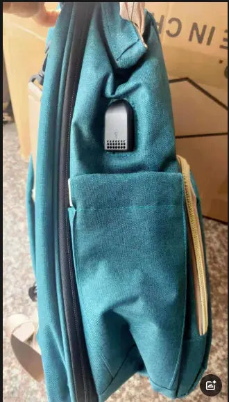Large-Capacity Mommy/Diaper Bag