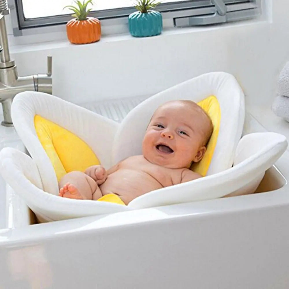 Blossoming Flower Baby Bathtub Mat