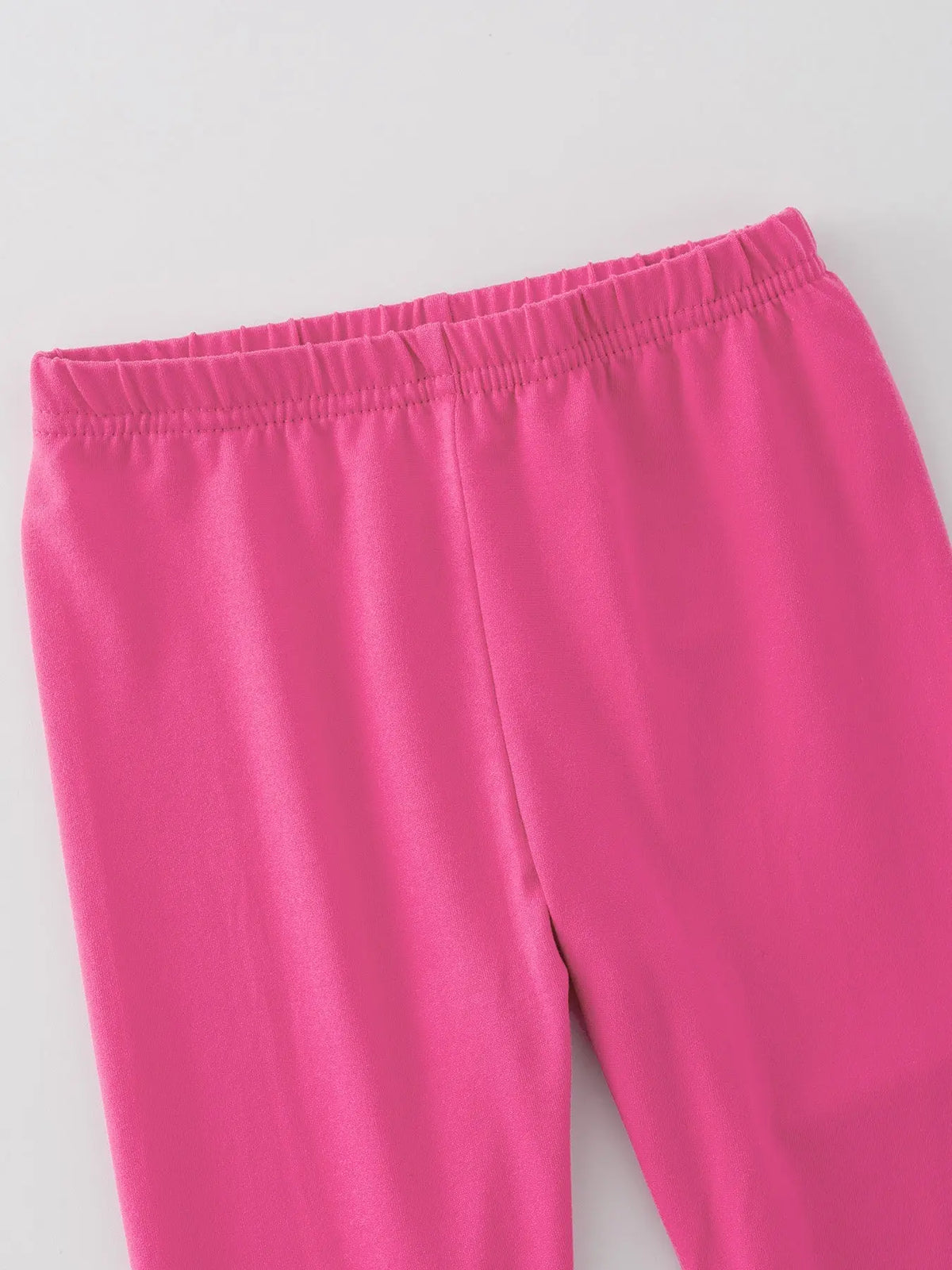 Mallas con volantes de seda de leche de color rosa fuerte