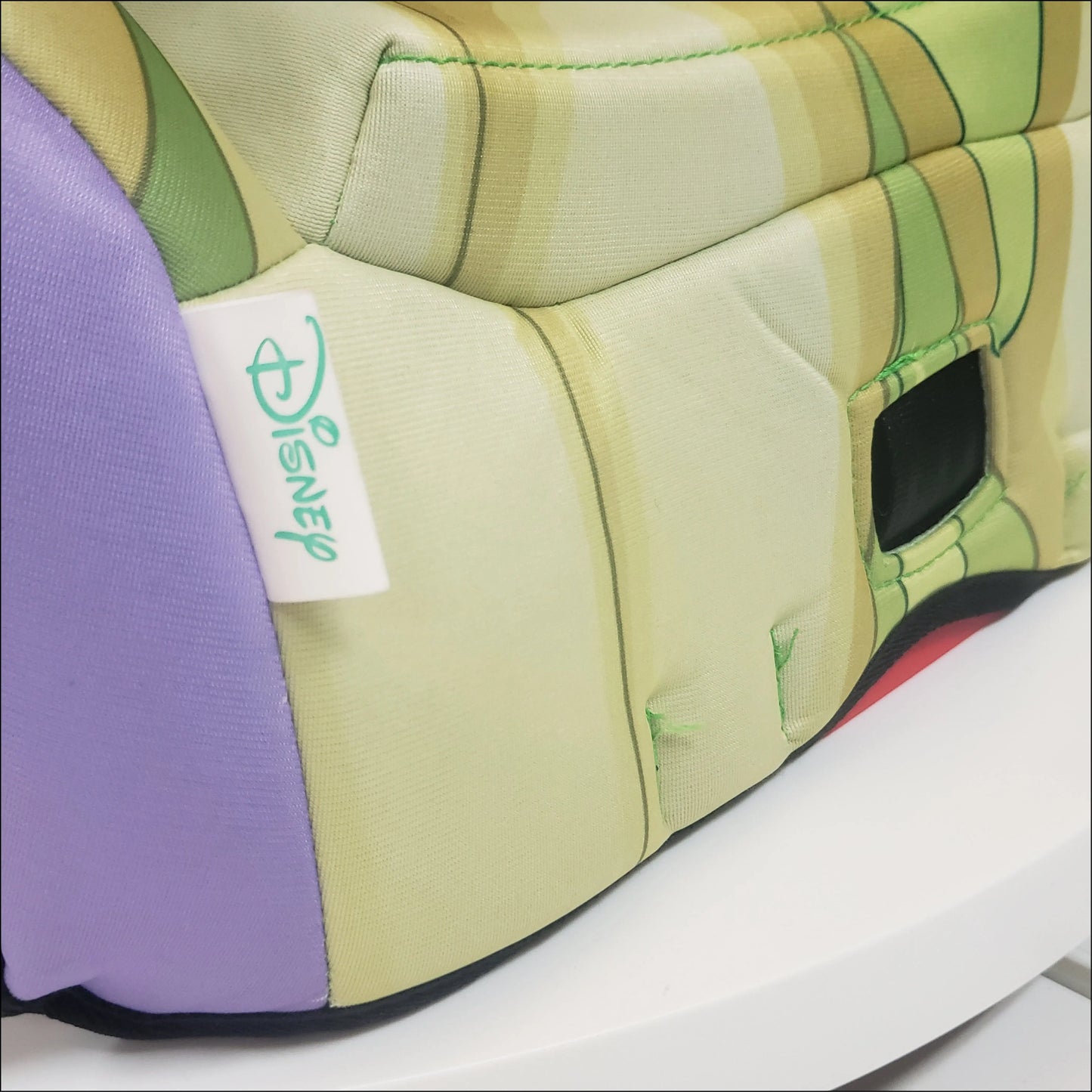 KidsEmbrace 2-in-1 Car Seat