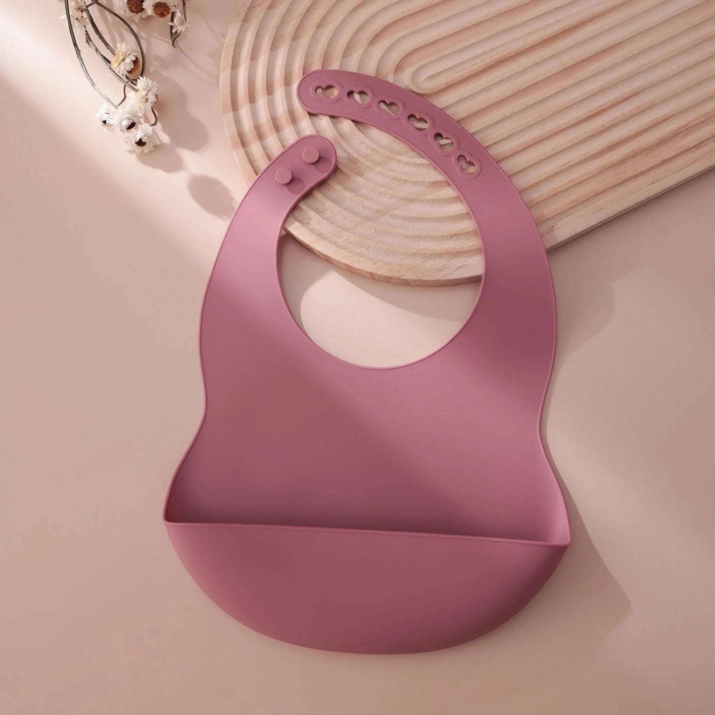 Color Kids 1PCS Silicone Baby Bib Adjustable Waterproof Feeding Bib BPA Free Soft Drool Bib Newborn Essentials Saliva Towel