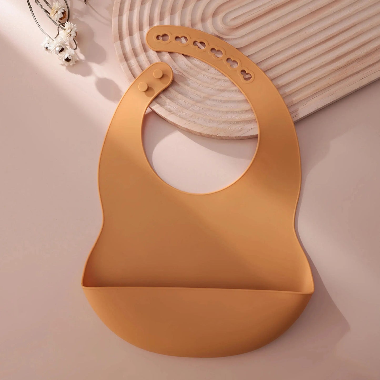 Color Kids 1PCS Silicone Baby Bib Adjustable Waterproof Feeding Bib BPA Free Soft Drool Bib Newborn Essentials Saliva Towel