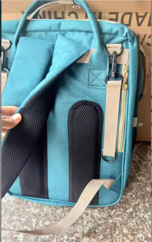 Large-Capacity Mommy/Diaper Bag