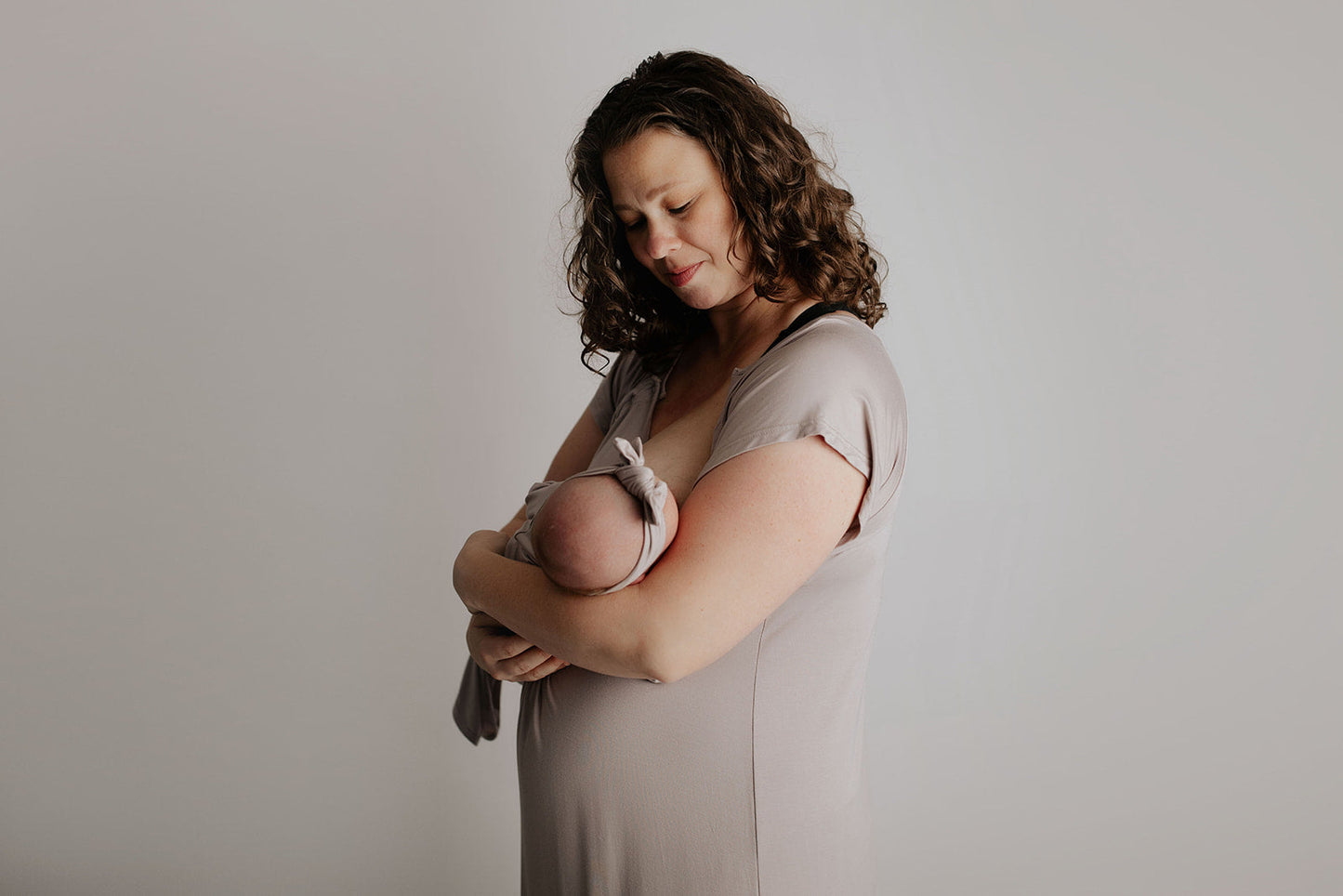 Mommy Labor and Delivery Nursing Hospital Gown - Comfortable Maternity & Postpartum Wear Three Little Tots