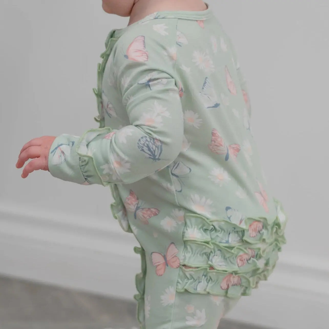Other Ruffle Footie